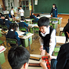 附属小学校